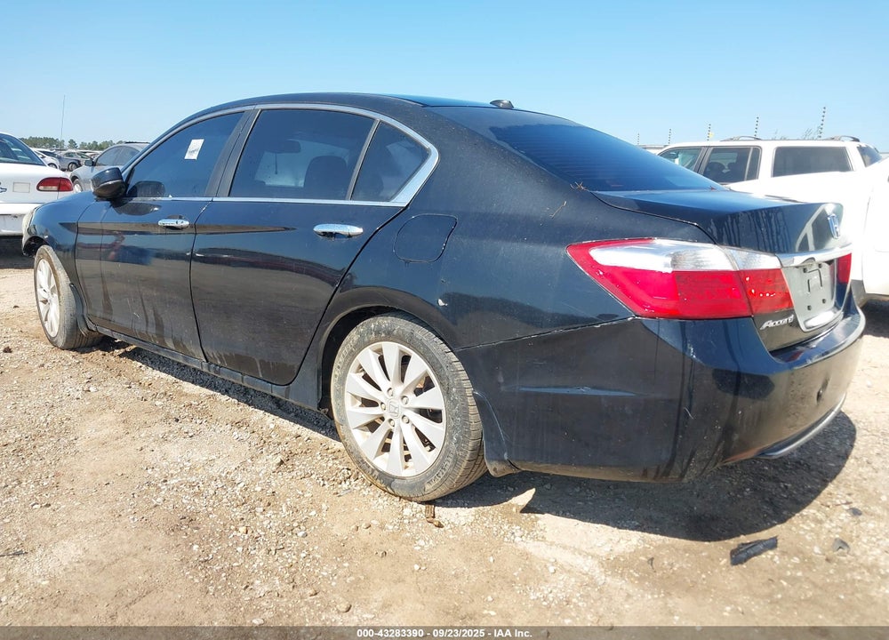 2015 HONDA ACCORD EX-L VIN: 1HGCR2F83FA161166