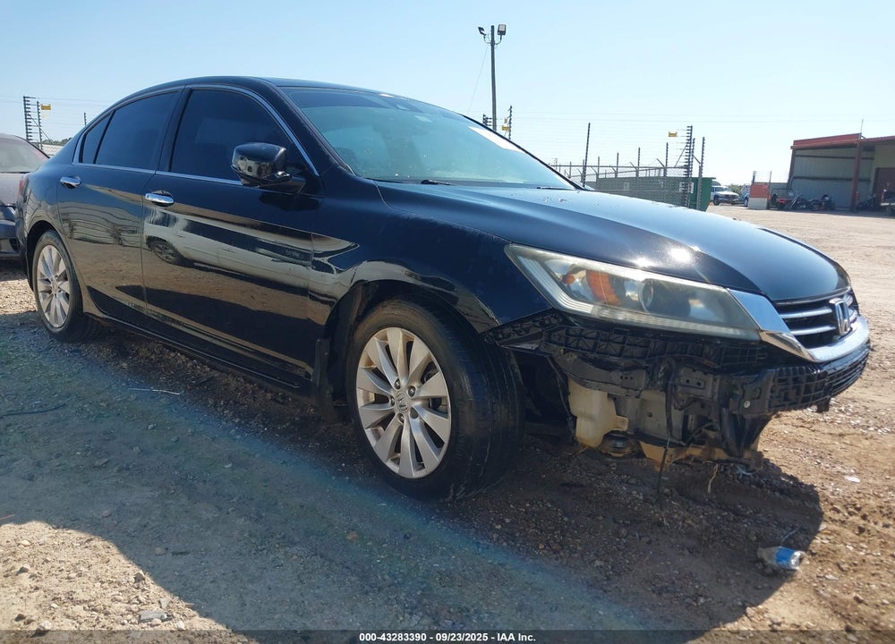 2015 HONDA ACCORD EX-L VIN: 1HGCR2F83FA161166
