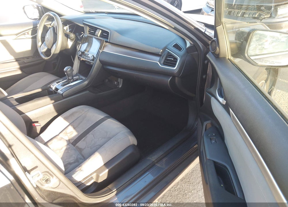 2018 HONDA CIVIC VIN: JHMFC1F34JX012880