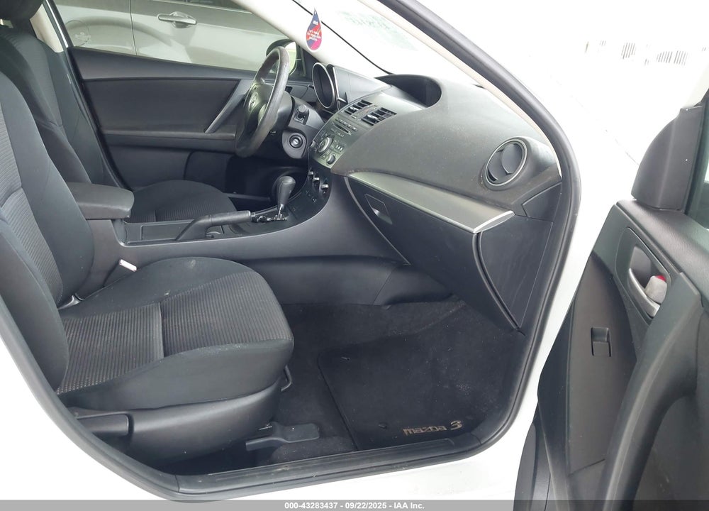 2013 MAZDA 3 VIN: JM1BL1TF4D1813654