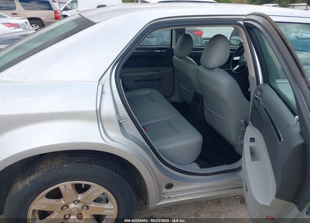 2007 CHRYSLER 300 VIN: 2C3LA53G77H766690