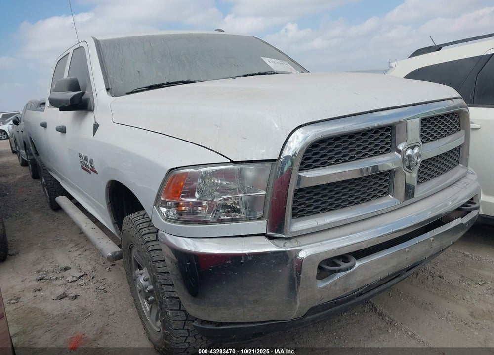 2018 RAM 2500 TRADESMAN 4X4 8' BOX VIN: 3C6UR5HL6JG261012