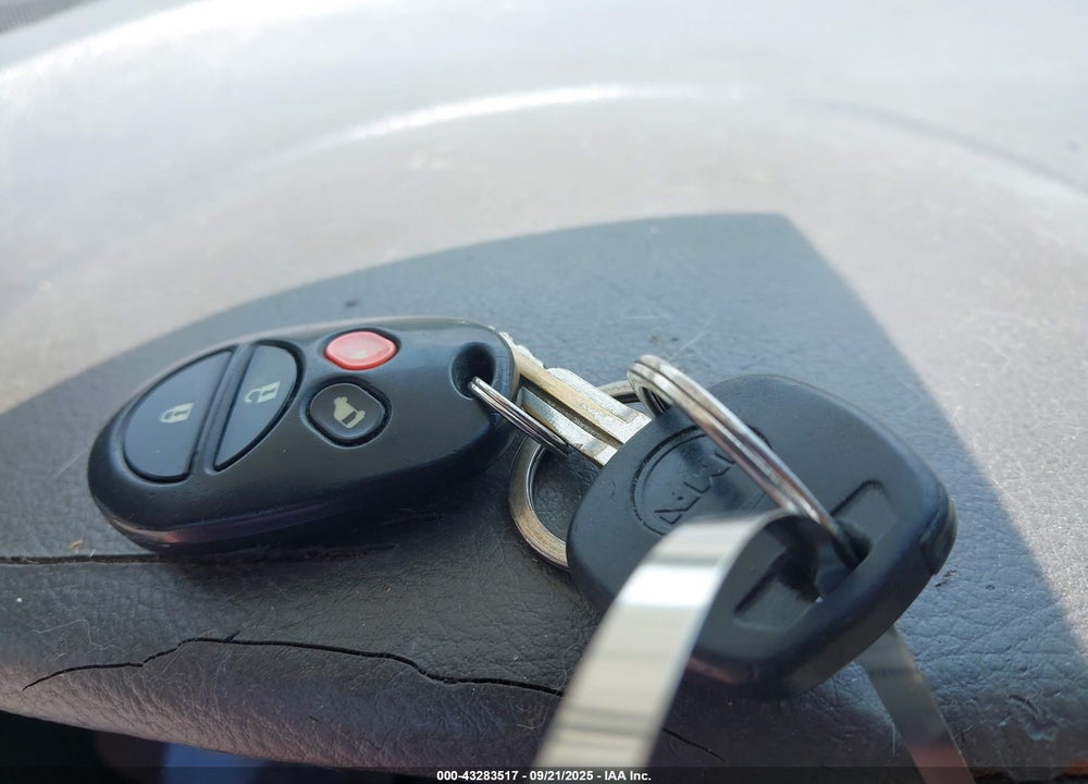 2004 TOYOTA SIENNA LE VIN: 5TDZA23C94S045429