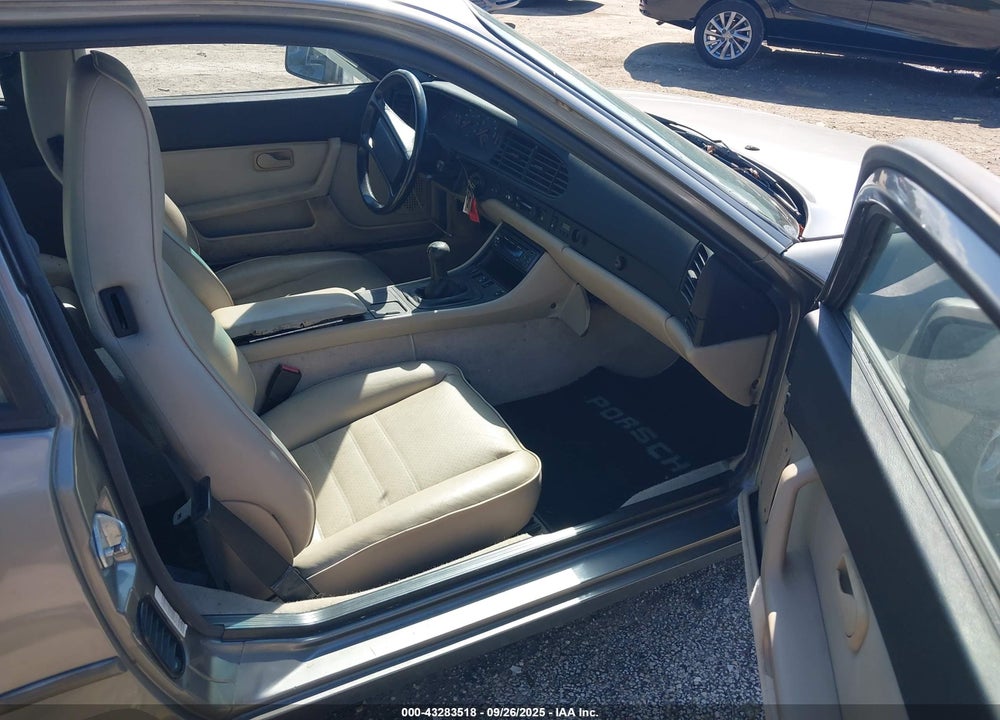 1986 PORSCHE 944 VIN: WP0AA0946GN454130