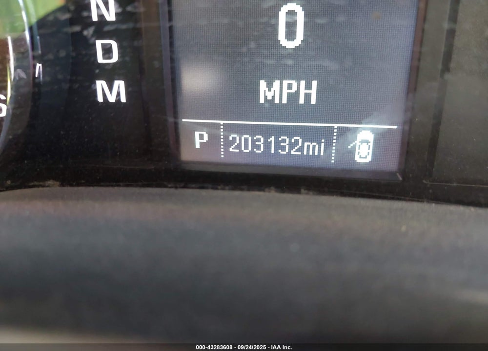 2015 CHEVROLET SUBURBAN 1500 VIN: 1GNSK5EC1FR682675