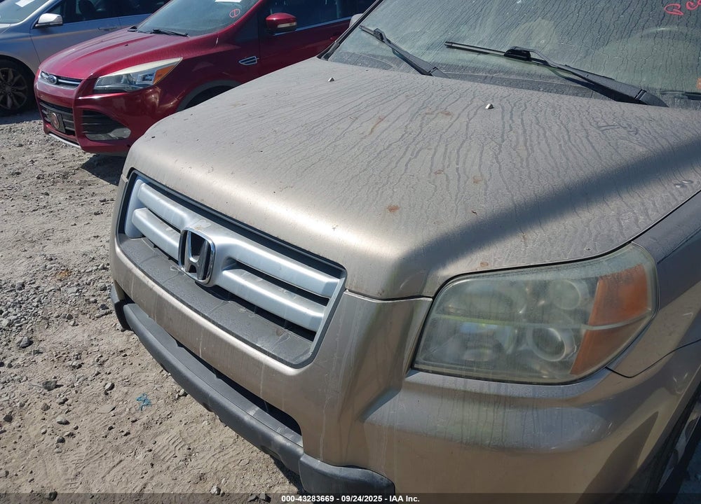 2006 HONDA PILOT EX VIN: 5FNYF28466B029890