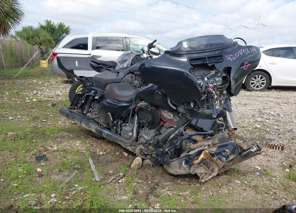 2022 HARLEY-DAVIDSON FLHXSE VIN: 1HD1PXL10NB951449