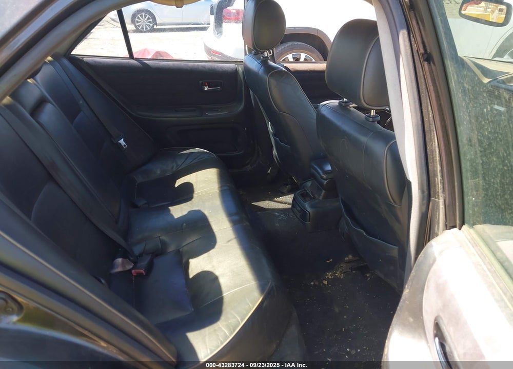 2003 LEXUS IS 300 VIN: JTHBD192030070625