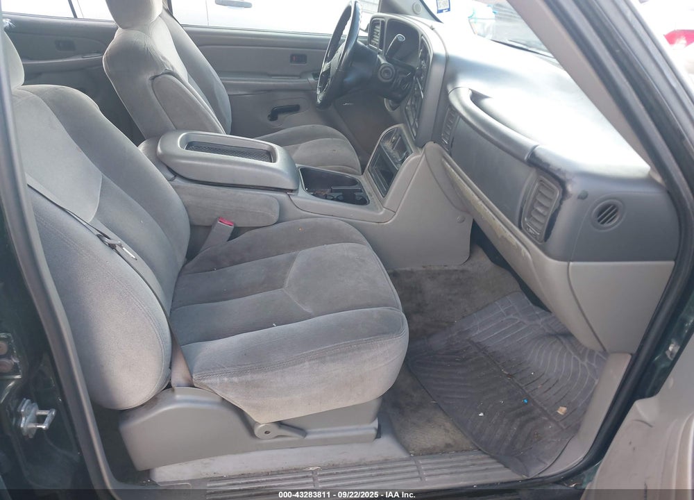 2004 GMC YUKON SLE VIN: 1GKEC13Z44R263093