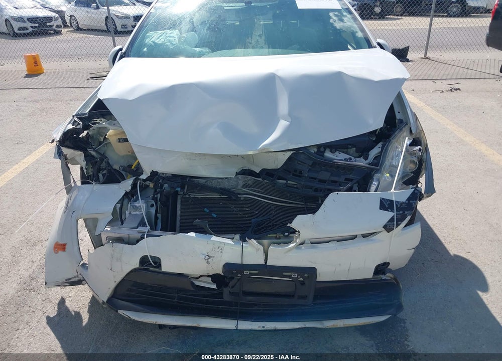 2015 TOYOTA PRIUS VIN: JTDKN3DU3F1930616
