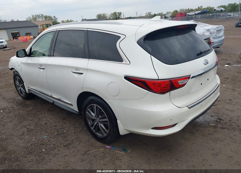 2016 INFINITI QX60 VIN: 5N1AL0MMXGC532305
