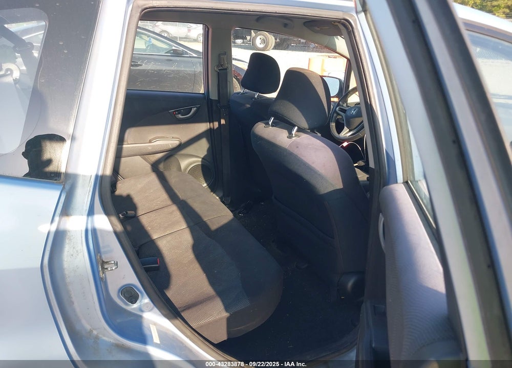 2010 HONDA FIT SPORT VIN: JHMGE8H49AC027671