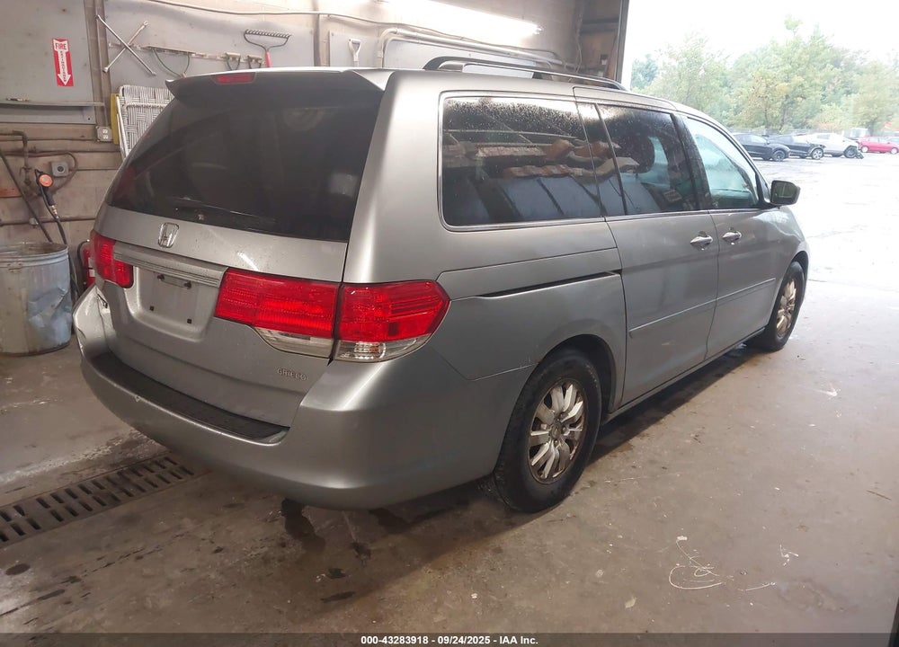 2010 HONDA ODYSSEY EX VIN: 5FNRL3H45AB011828