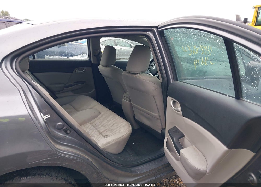 2014 HONDA CIVIC LX VIN: 2HGFB2F52EH557855