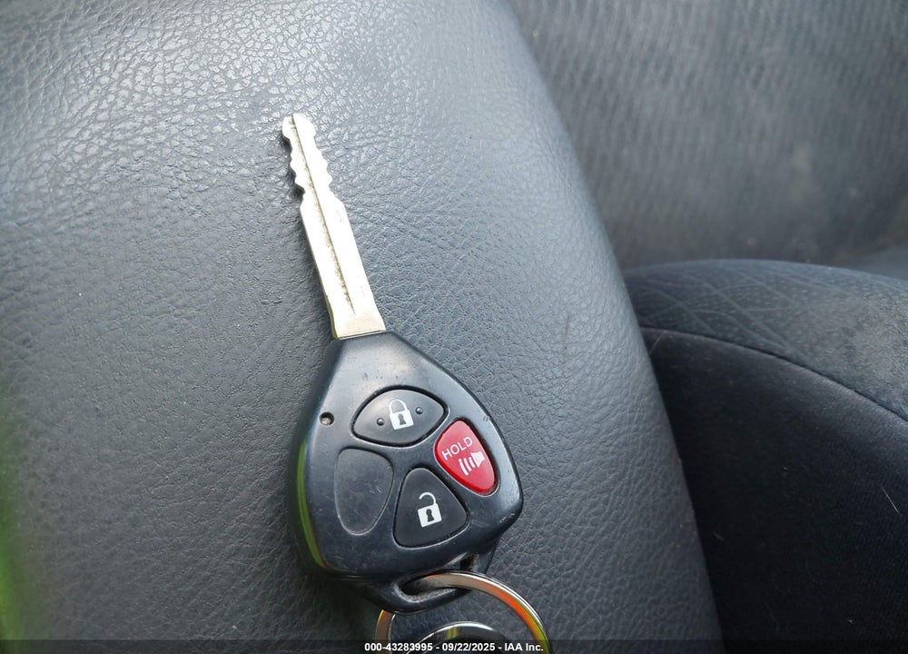 2008 TOYOTA YARIS VIN: JTDBT923081262196