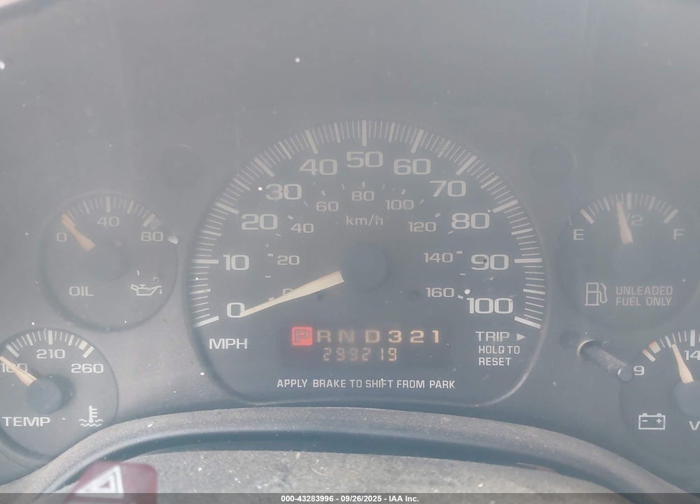 2002 CHEVROLET EXPRESS VIN: 1GCHG35R921226753
