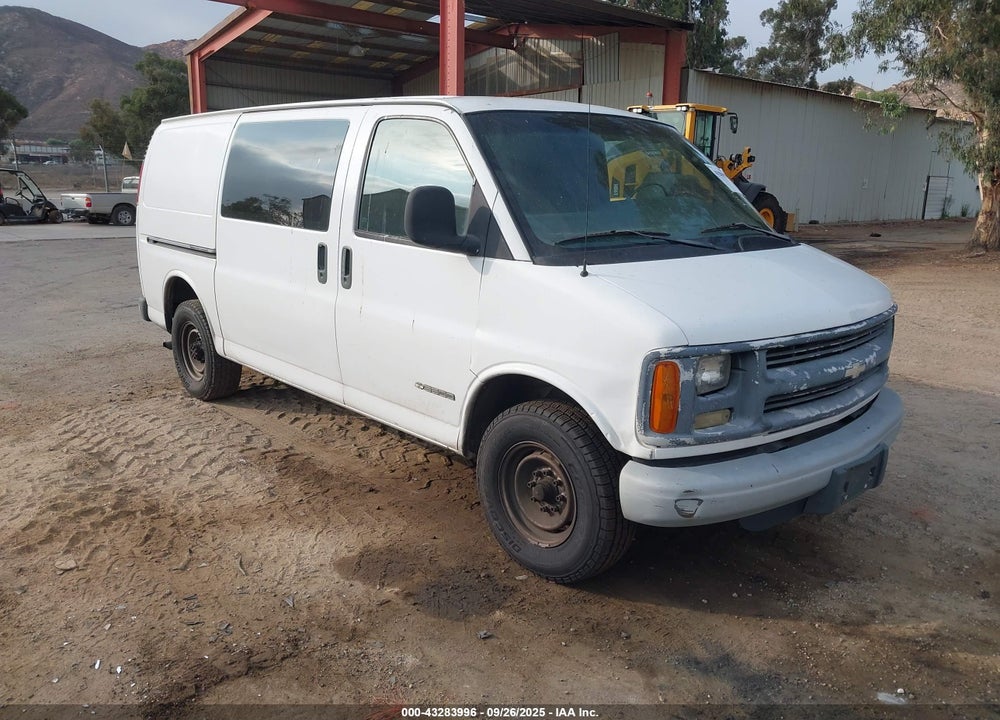 2002 CHEVROLET EXPRESS VIN: 1GCHG35R921226753