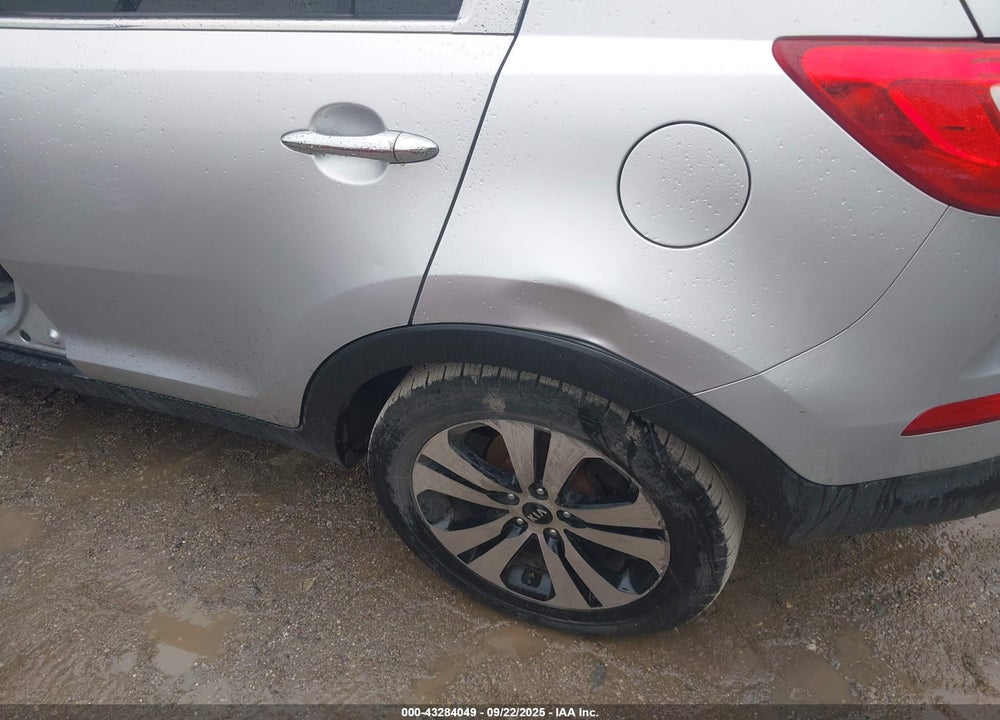 2011 KIA SPORTAGE VIN: KNDPCCA28B7037749