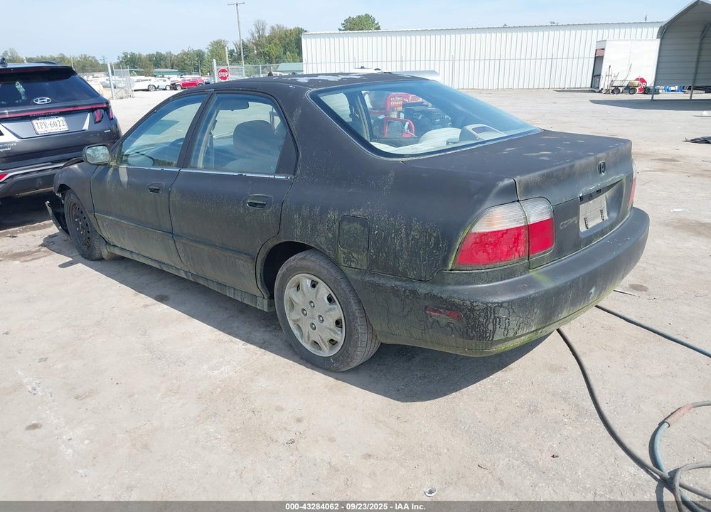 1997 HONDA ACCORD LX VIN: 1HGCD5534VA109954