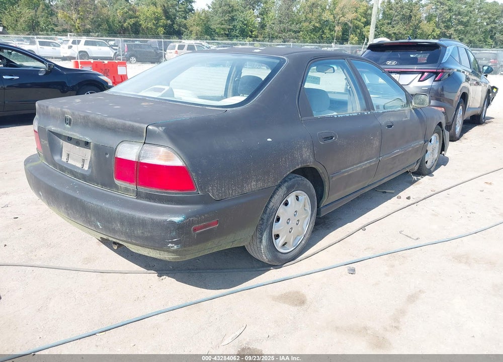 1997 HONDA ACCORD LX VIN: 1HGCD5534VA109954