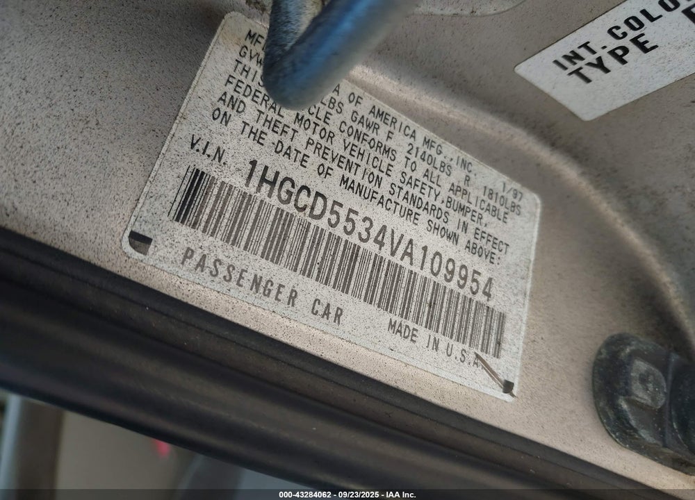 1997 HONDA ACCORD LX VIN: 1HGCD5534VA109954