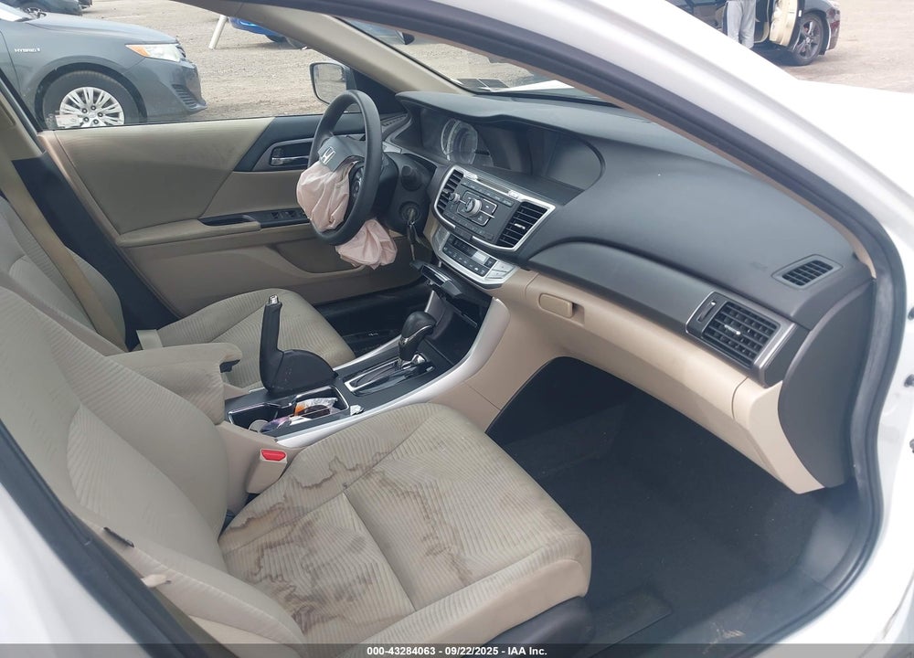 2015 HONDA ACCORD VIN: 1HGCR2F35FA225597