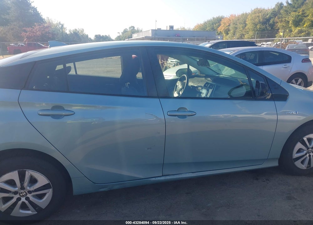 2017 TOYOTA PRIUS VIN: JTDKARFUXH3030685