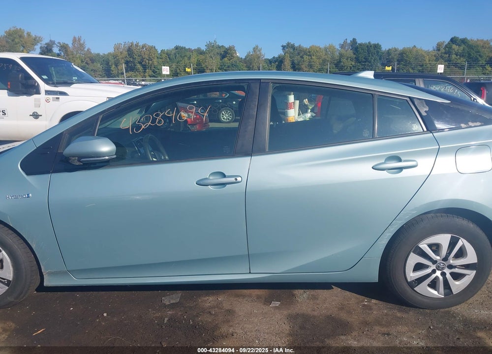 2017 TOYOTA PRIUS VIN: JTDKARFUXH3030685