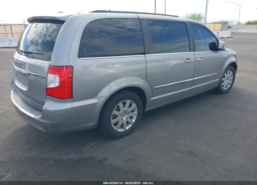 2014 CHRYSLER TOWN & COUNTRY VIN: 2C4RC1BG6ER348526