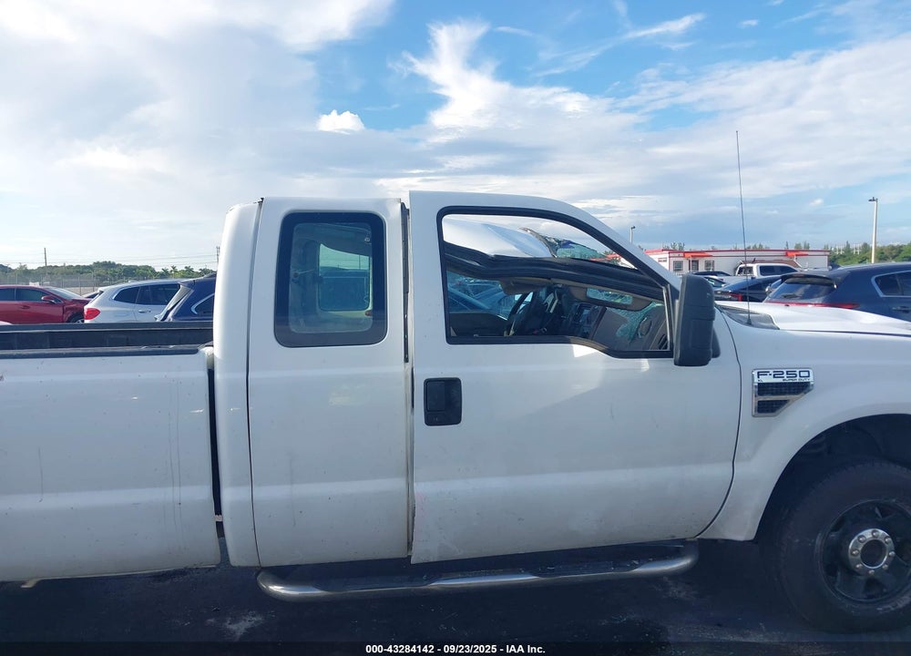 2008 FORD F-250 FX4/LARIAT/XL/XLT VIN: 1FTSX21588EA82861