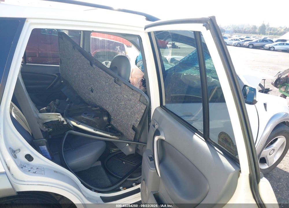 2001 TOYOTA RAV4 VIN: JTEHH20V710023727