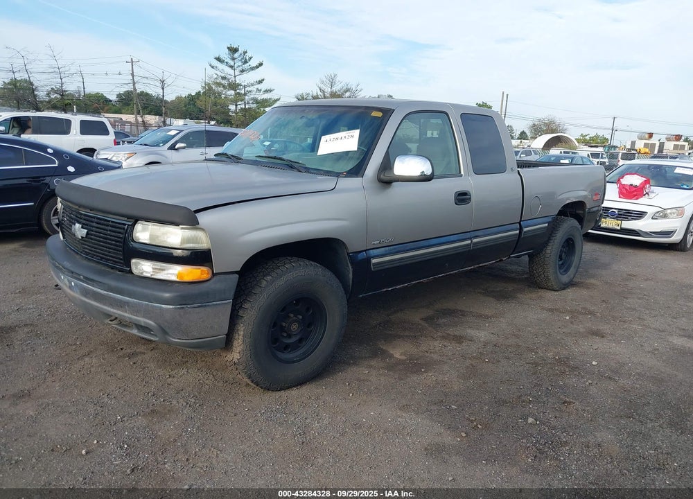 1999 CHEVROLET SILVERADO 1500 LS VIN: 1GCEK19T8XE243085