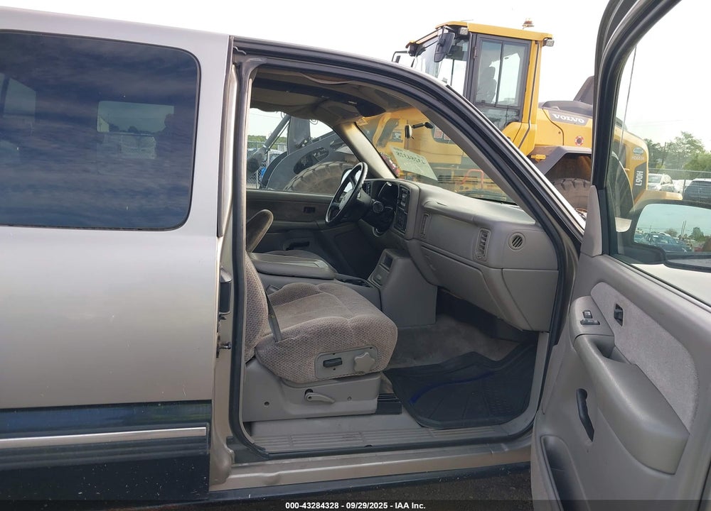 1999 CHEVROLET SILVERADO 1500 LS VIN: 1GCEK19T8XE243085