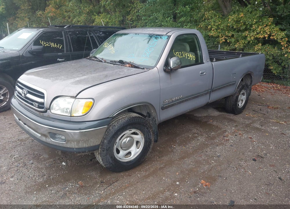 2000 TOYOTA TUNDRA SR5 V8 VIN: 5TBKT4415YS114698