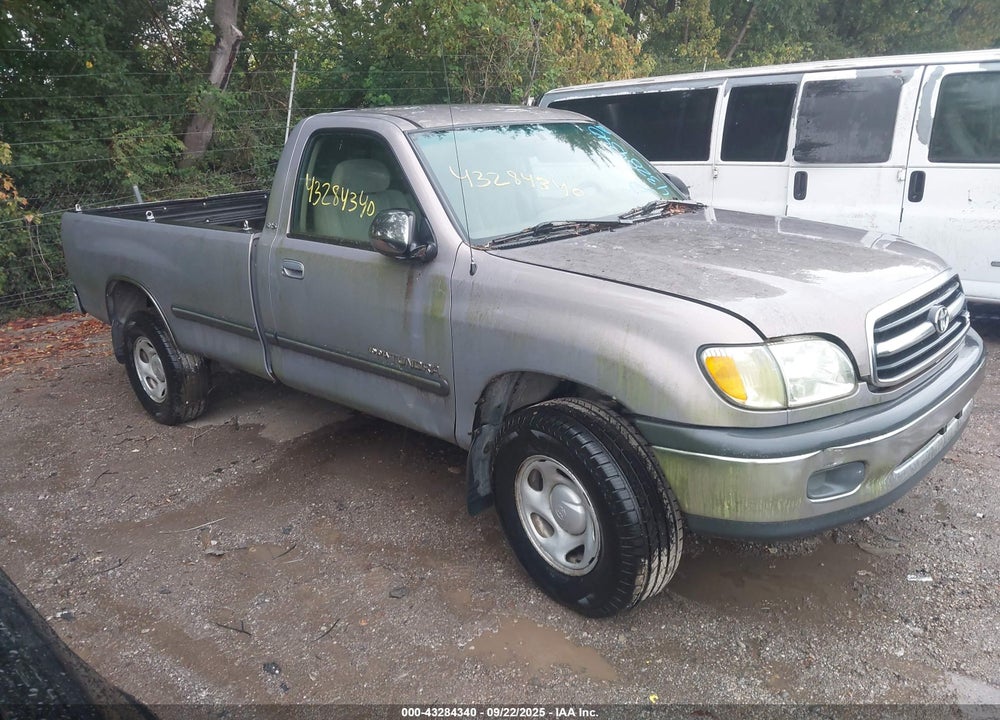 2000 TOYOTA TUNDRA SR5 V8 VIN: 5TBKT4415YS114698