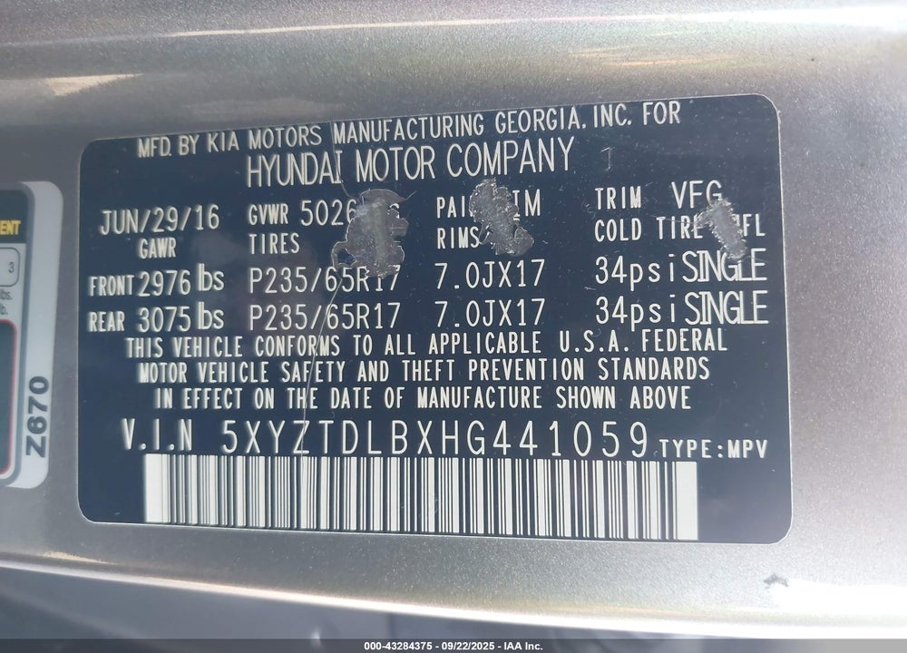 2017 HYUNDAI SANTA FE VIN: 5XYZTDLBXHG441059