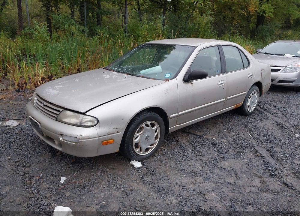 1996 NISSAN ALTIMA XE/GXE/SE/GLE VIN: 1N4BU31D8TC173533