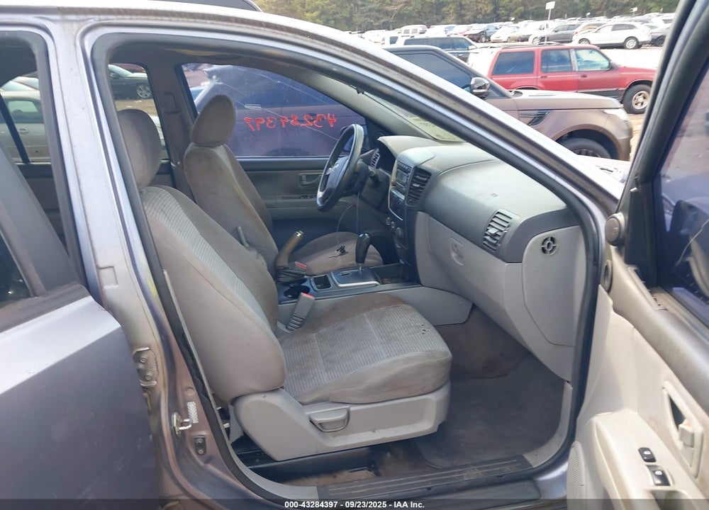 2009 KIA SORENTO VIN: KNDJD735795896810