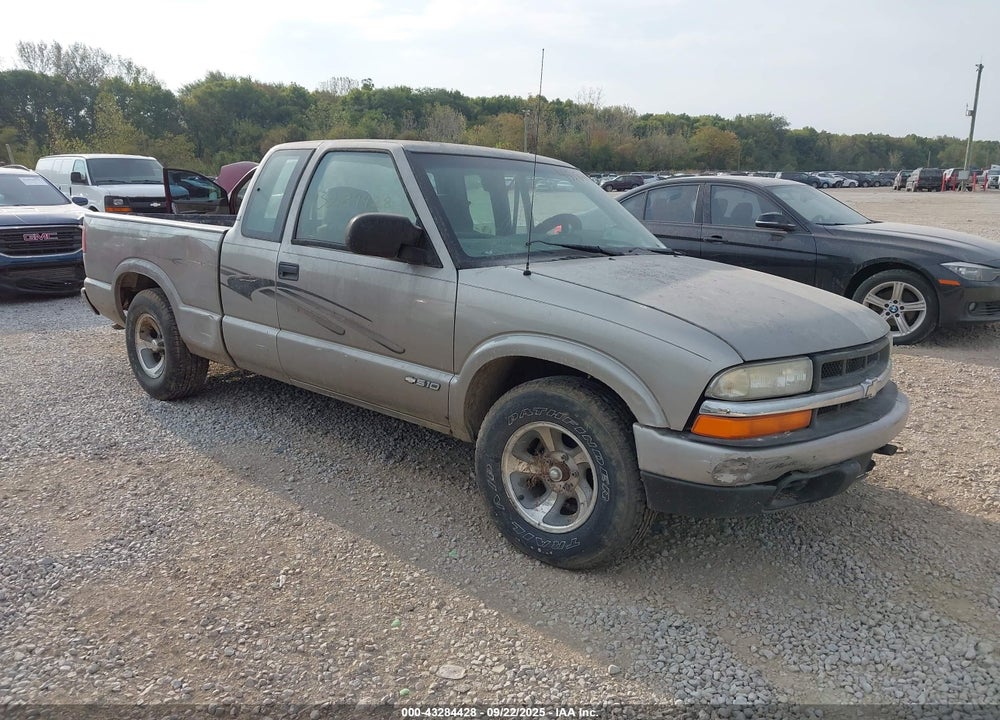 2003 CHEVROLET S-10 LS VIN: 1GCCS19X138107156