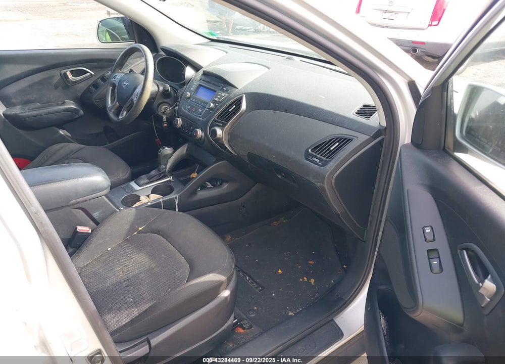 2014 HYUNDAI TUCSON VIN: KM8JT3AF6EU927001