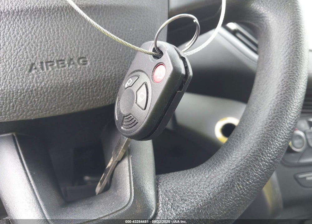 2017 FORD ESCAPE VIN: 1FMCU0GD5HUE77081