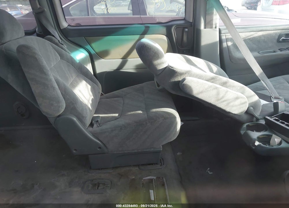 2004 HONDA ODYSSEY EX VIN: 5FNRL188X4B117400
