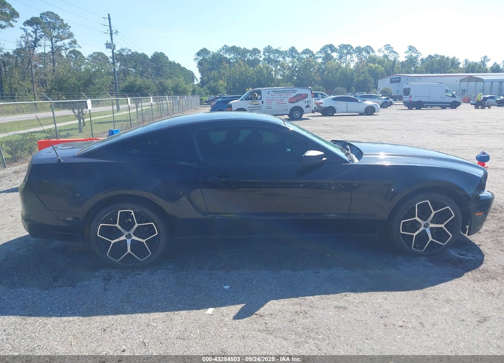 2014 FORD MUSTANG VIN: 1ZVBP8AM2E5218842