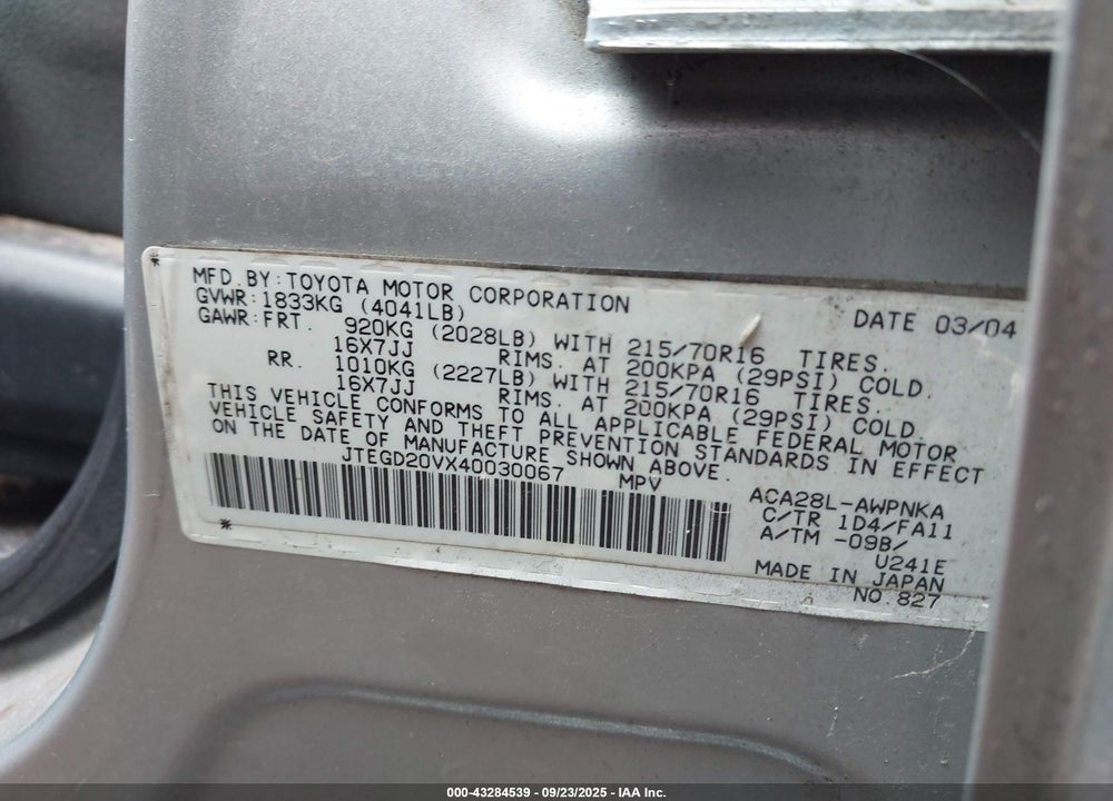 2004 TOYOTA RAV4 VIN: JTEGD20VX40030067
