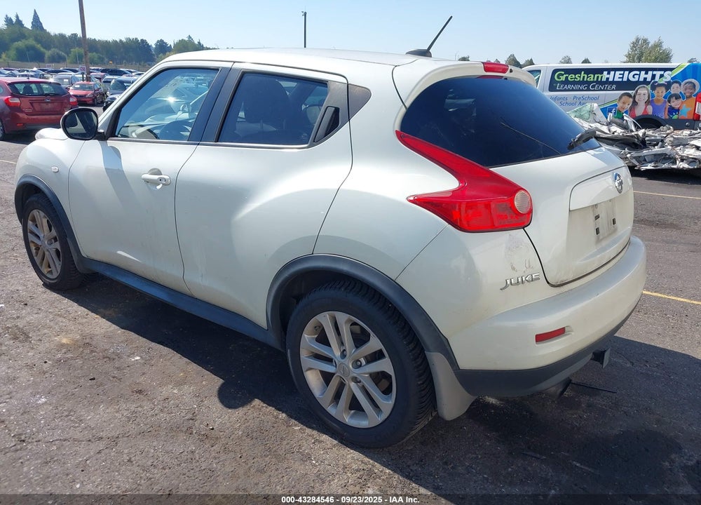 2011 NISSAN JUKE VIN: JN8AF5MV4BT021963