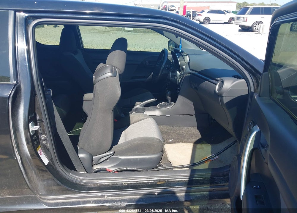 2014 SCION TC VIN: JTKJF5C74E3069376