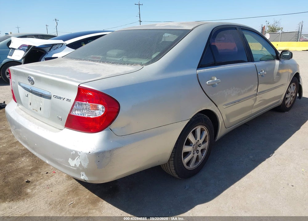 2004 TOYOTA CAMRY XLE V6 VIN: JTDBF30K540153697