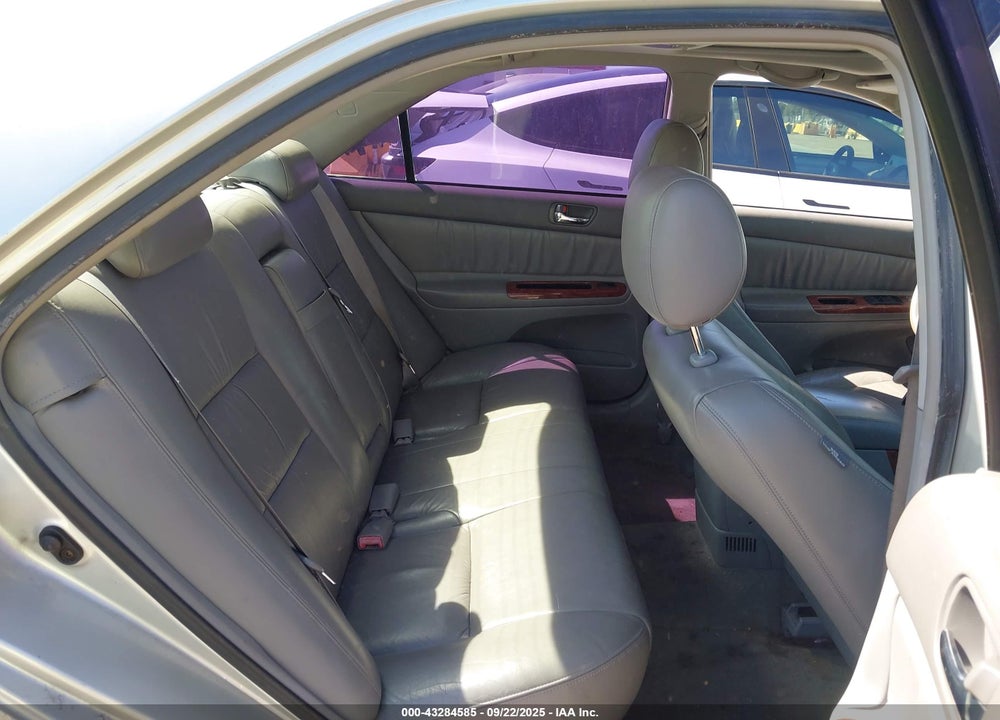 2004 TOYOTA CAMRY XLE V6 VIN: JTDBF30K540153697