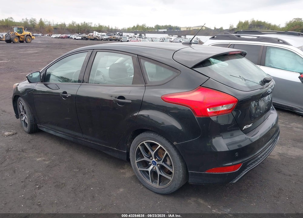 2015 FORD FOCUS VIN: 1FADP3K23FL274058