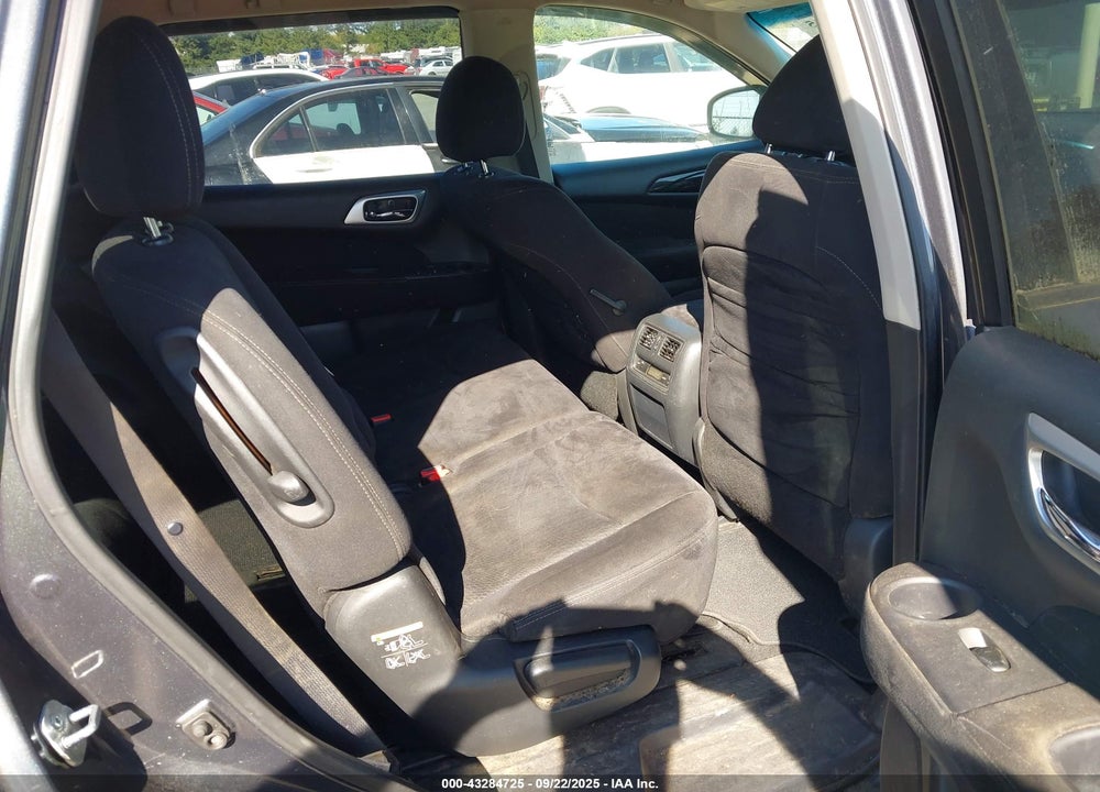 2013 NISSAN PATHFINDER VIN: 5N1AR2MM4DC643793